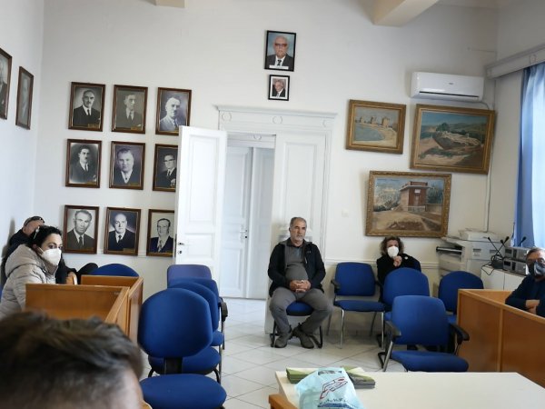 Έκτη συνάντηση με τους προέδρους των τοπικών κοινοτήτων